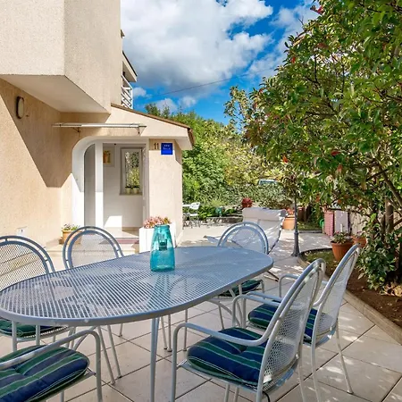 Luxury Rebeka Apartment Kraljevica