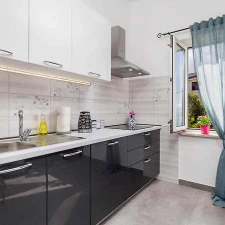 Luxury Rebeka Apartment *