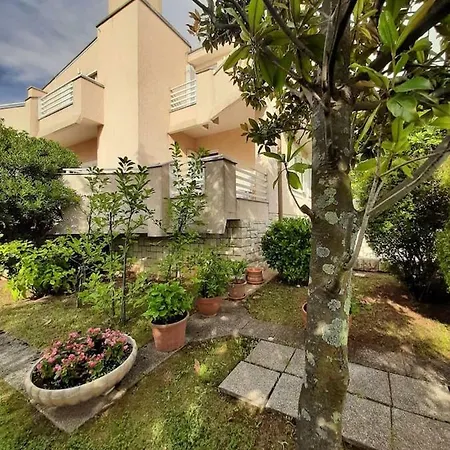 Luxury Rebeka Apartment